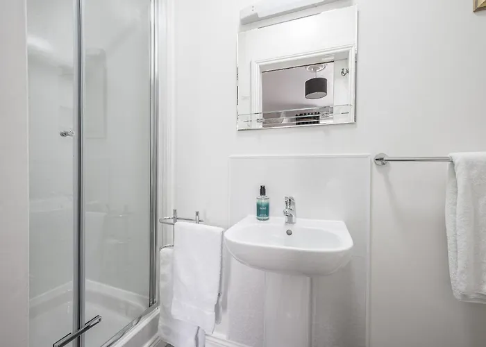 Blue Swallow Bed & Breakfast