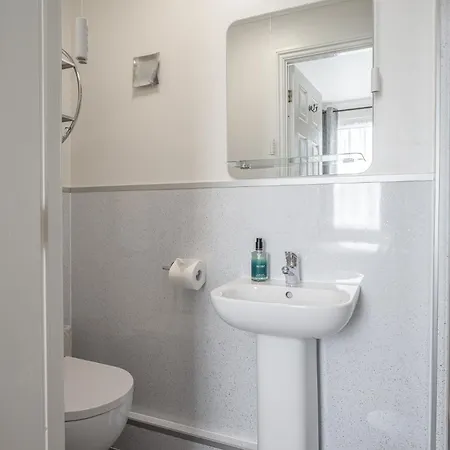 Blue Swallow 4* פנרית'