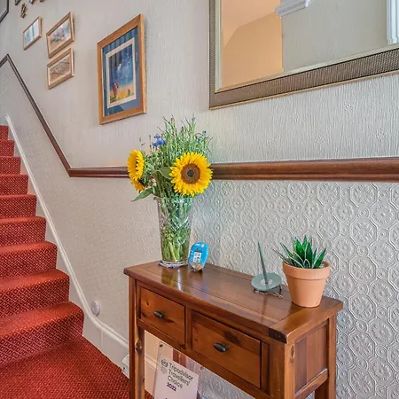 Blue Swallow לינה וארוחת בוקר